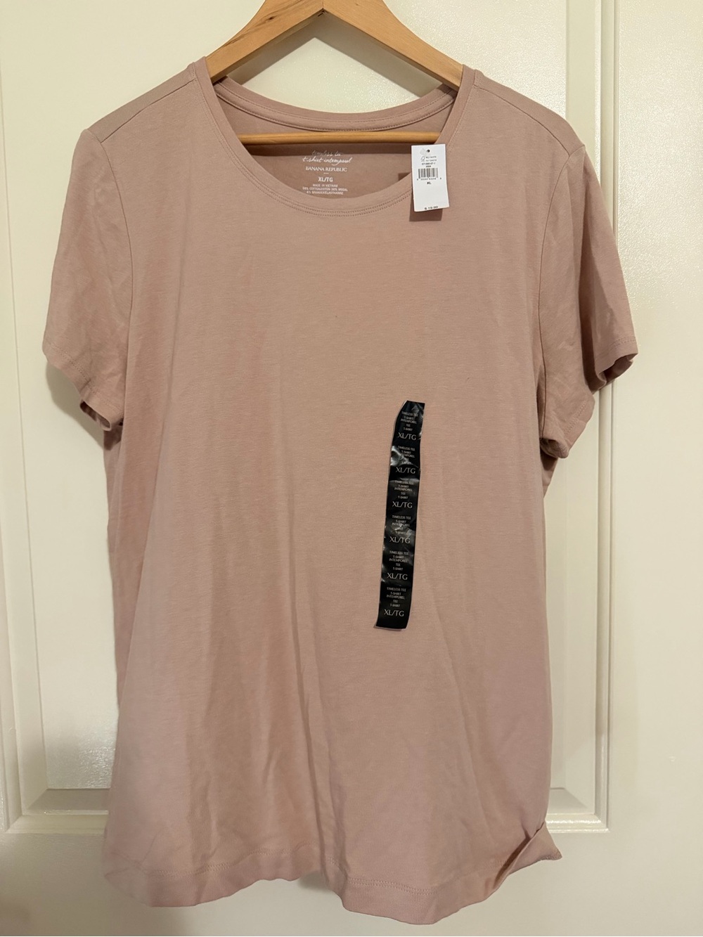 Banana Republic Crew Neck Tee in Dusty Mauve